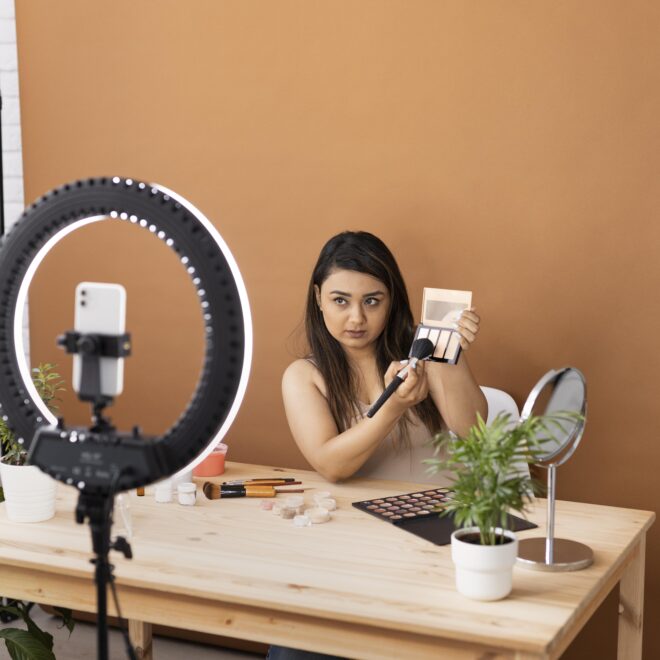 Strategi Jitu: Konsisten Bikin Konten Instagram yang Trending Sesuai Algoritma Terbaru